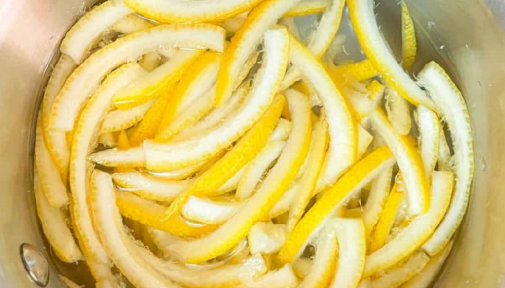 лимоновата кора